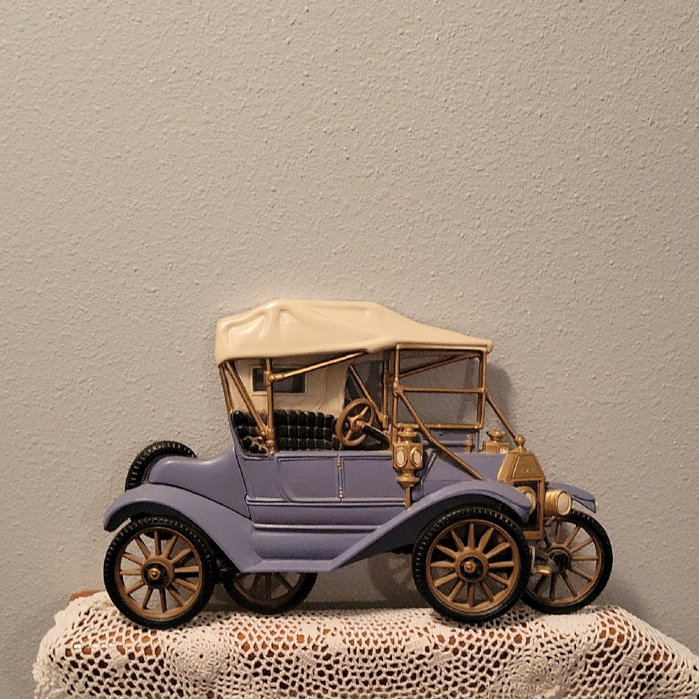Vintage Ford Wall Plaque